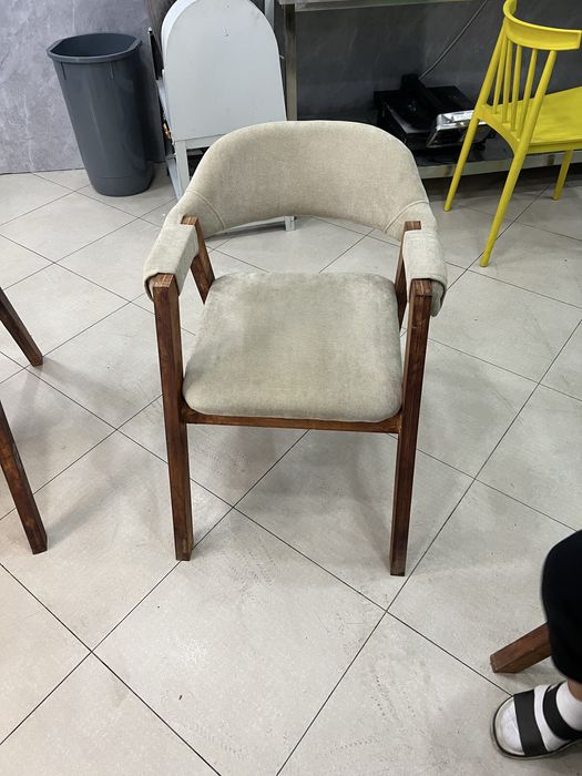 Продам стуля для кофейни