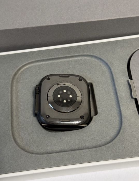 Apple watch Ultra 2 iStyle Гаранция 2г Black Titanium MILANESE TML