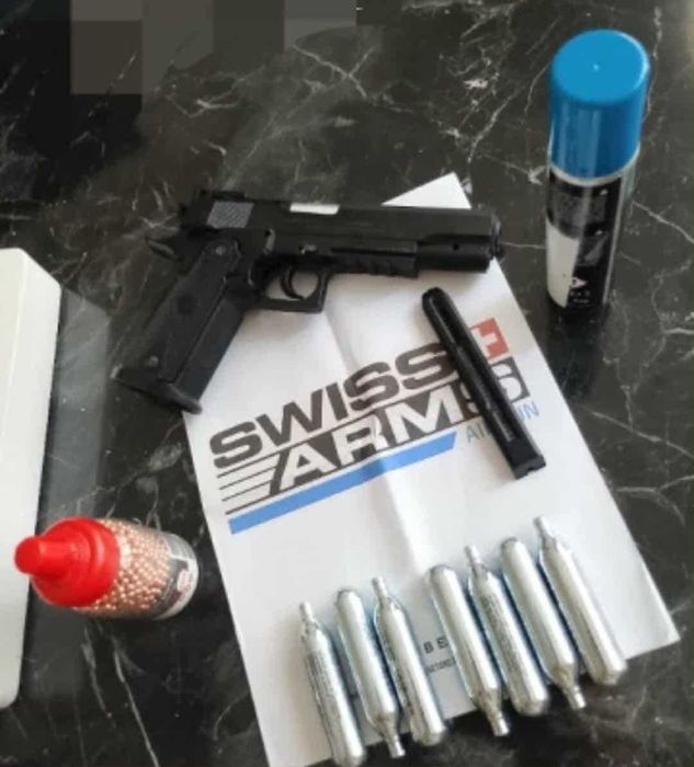 "CYBG SA P1911"като нов!!