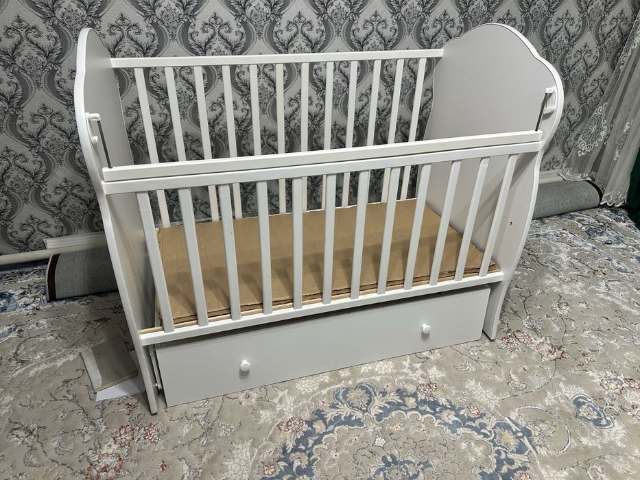 Манеж-кроват(детский кроват)