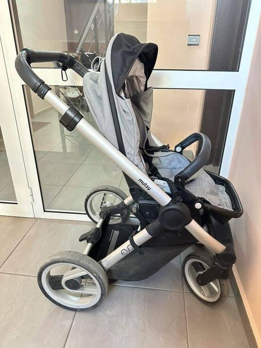 Musty Evo количка 2 in 1