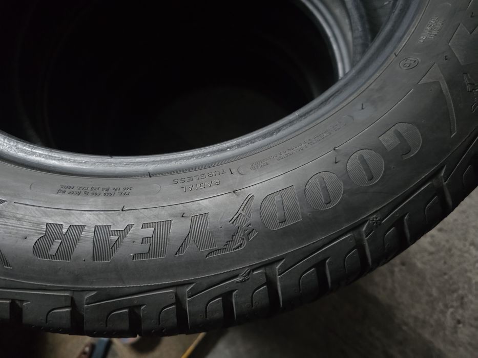 Goodyear 235/55 R18 104H MS iarnă