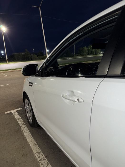 KIA RIO обьем 1.6 2017г.