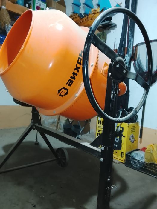 Бетономешалка 200 л