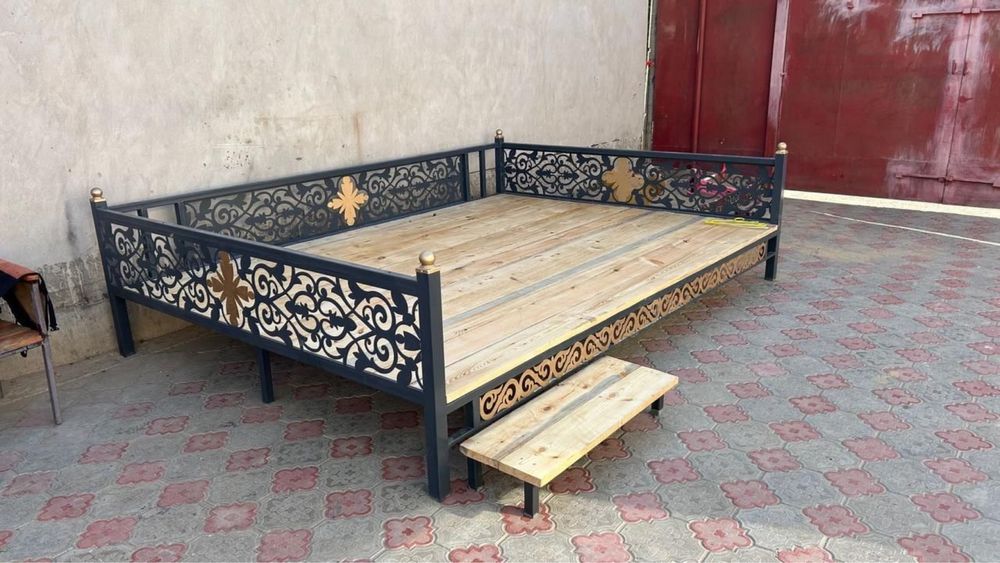 Саки, Сәкі, Тапчан, Топчан