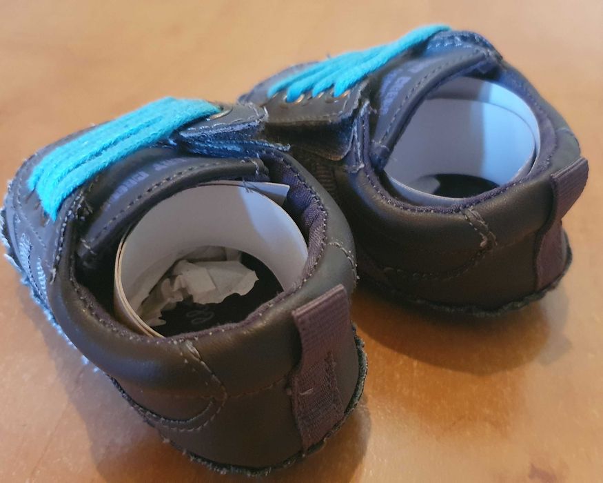 Pantofi sport nou nascuti noi nepurtati, cu sireturi, talpa moale