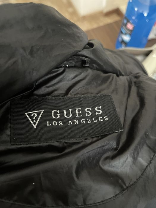 Яке Guess оригинално