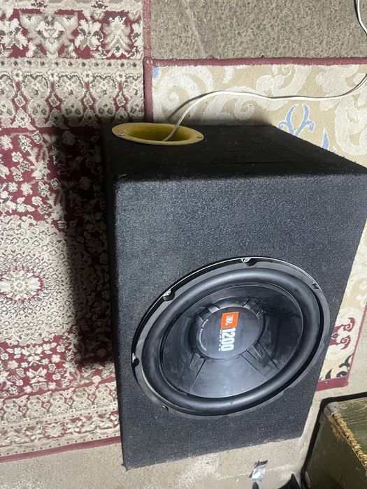 JBL 1200  sambufer sotiladi