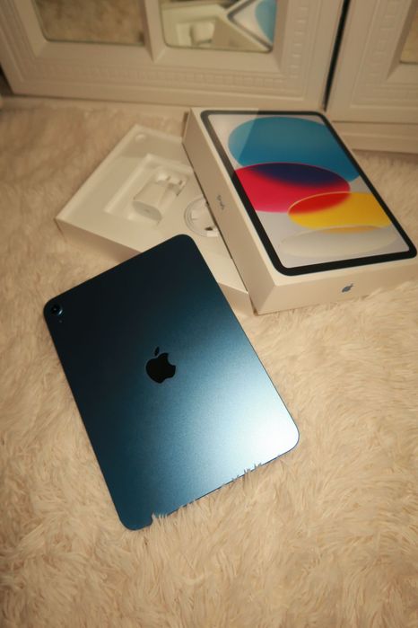 iPad (A16)  Айпад