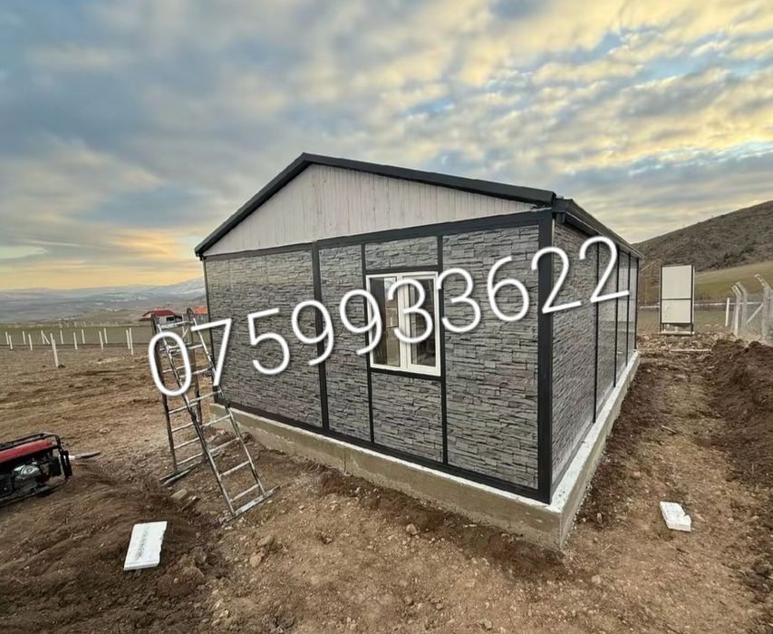 Vindem case din panouri sandwich