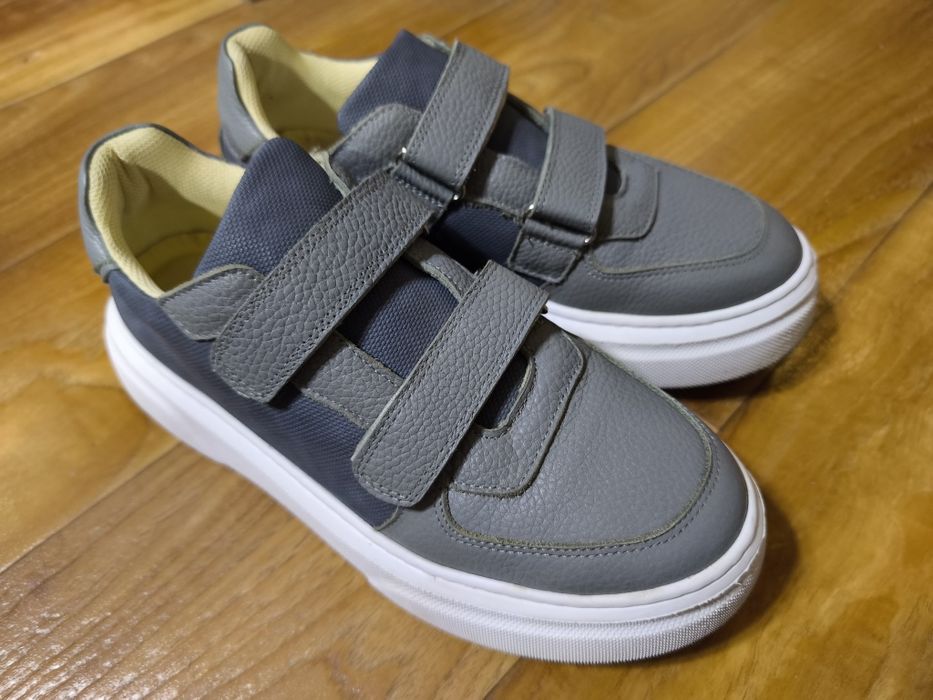 Продам кожаные ботинки