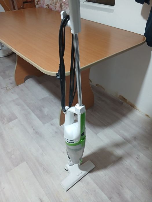 Пылесос компактный!!!