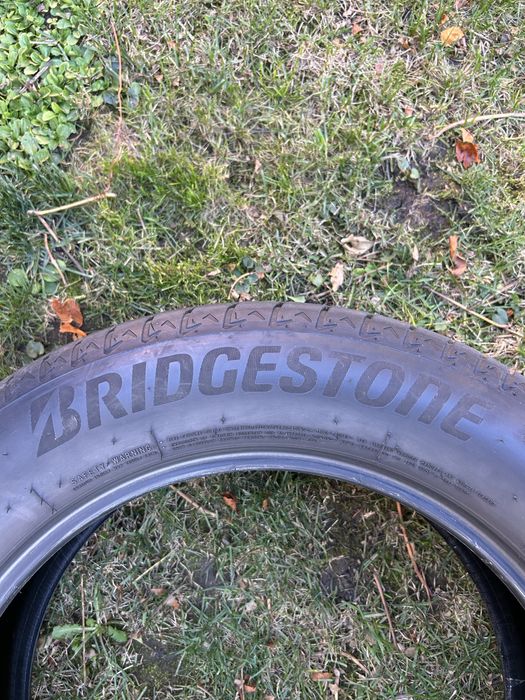 225/60/18 DOT 22 Bridgestone BMW 001