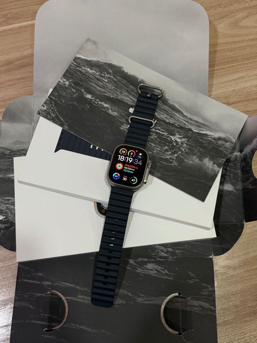 Apple Watch Ultra (1 Generation) + Дополнительный оригинальный ремешок