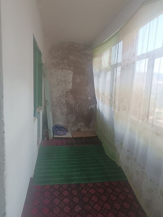 Квартира 2хонали 2 этаж сатилади