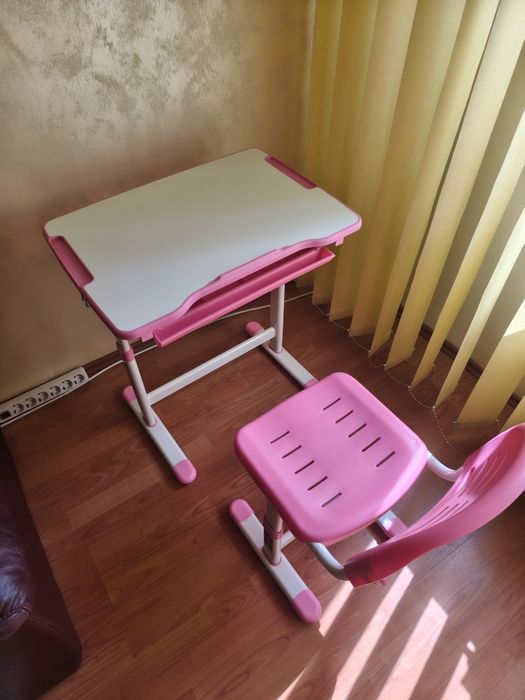 Set birou plus scaun pentru fetițe