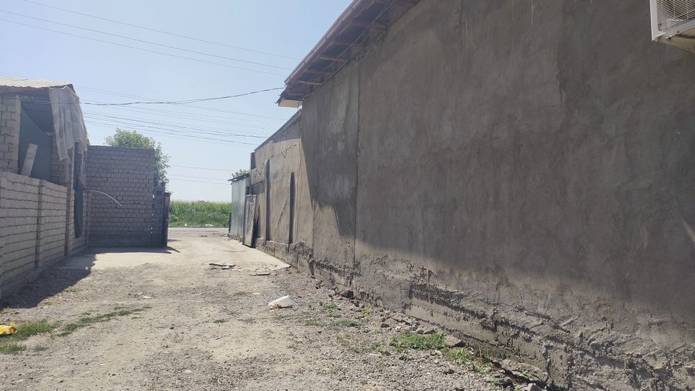 6 sotix uy sotiladi Foodsity bozoriga yaqin