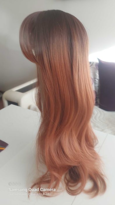 Перуки за празник и делник