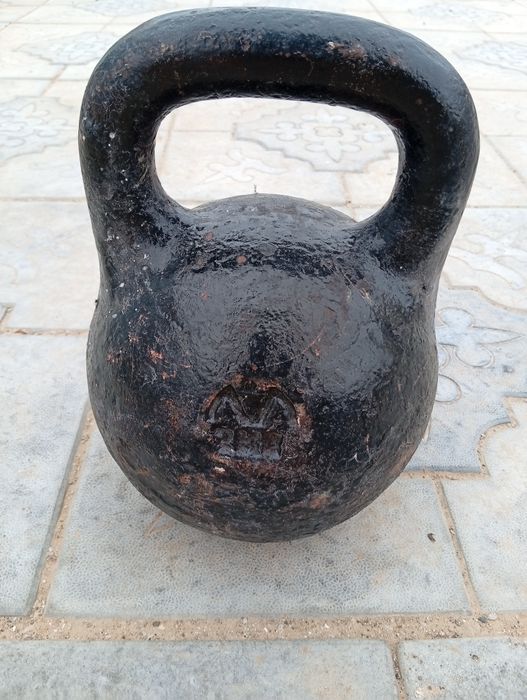 Продам новый гир 32 кг