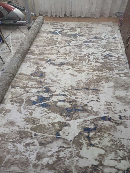 Продается Ковёр 3×5 -100%-полиэстер
