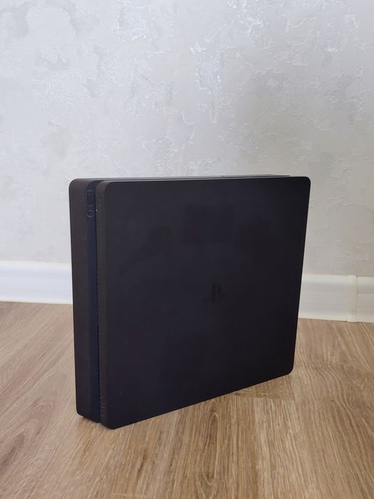 PlayStation 4slim 1tb