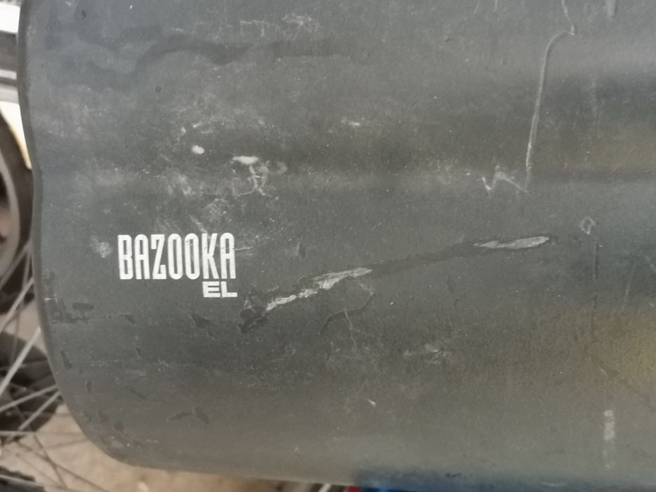 Компресор и други неща от гаража