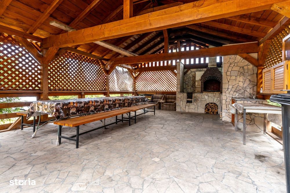COM 0Cabana cu 7 camere de vânzare, 387 mp utili, 1300 mp teren!
