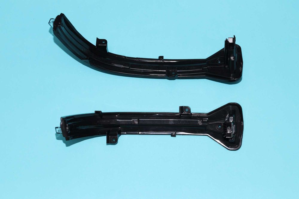 Semnalizare, rama oglindă BMW G11,G12,G15G20,G30,G31,G32,F90,F91,F92