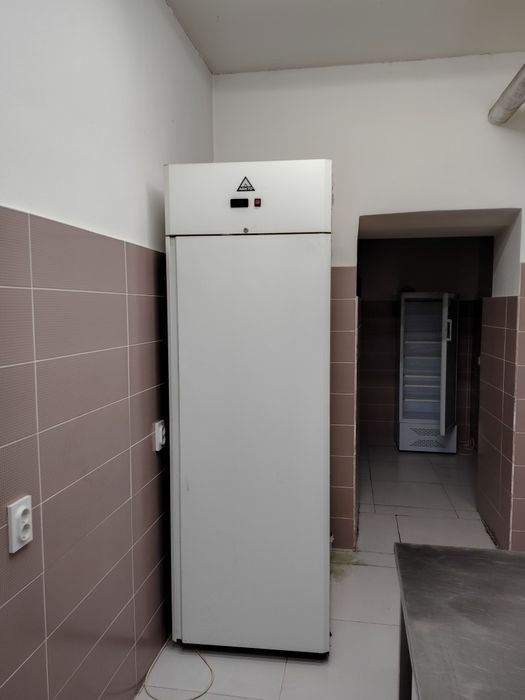 Холодильный шкаф Arkto R0.7-S