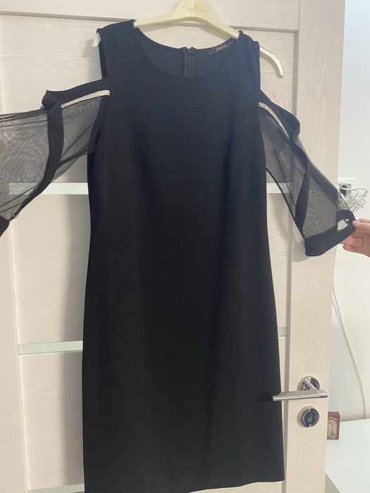 Vand rochie eleganta ca noua