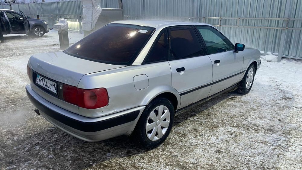 Продам ауди 80 в4 автомат