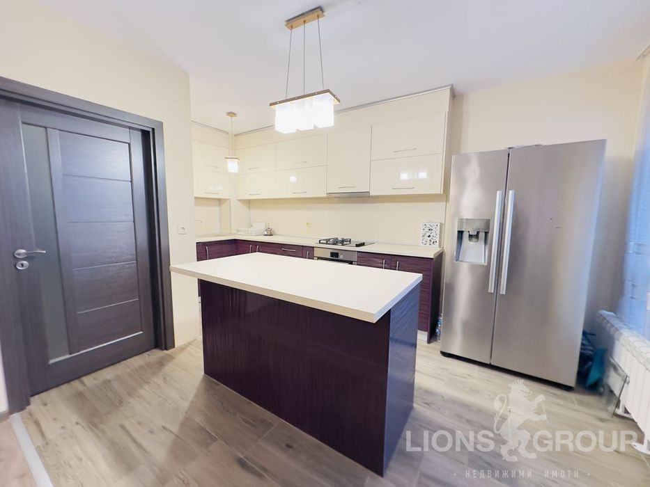 Продава се Многостаен апартамент в Варна, Кайсиева градина - 166 кв.м за 983 €/кв.м - Снимка #4