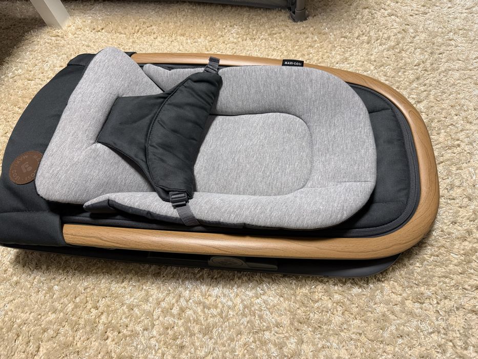 Маxi Cosi бебешки шезлонг