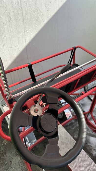 Велосипед семейный четырехместный аттракцион