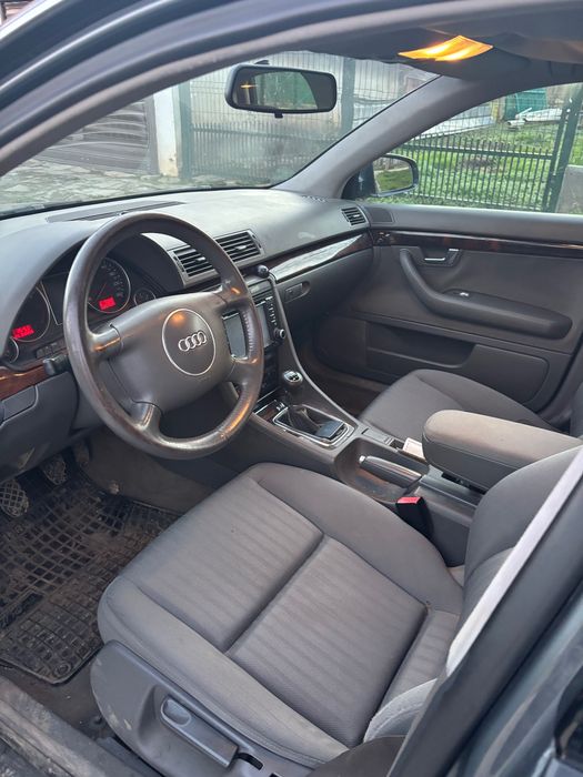 Продавам! Ауди а4 седан.