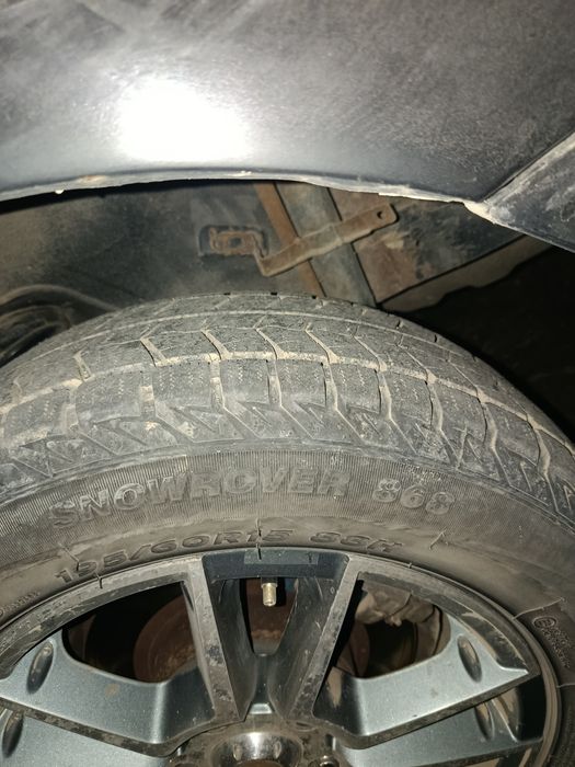 195/60/r 15 продам