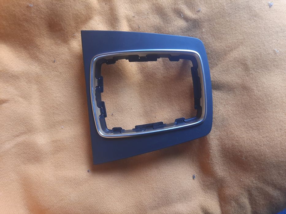 Здравейте продавам оригинални части