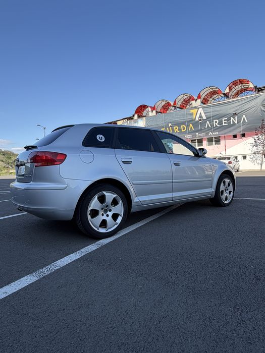 Audi  A3 8P  2.0