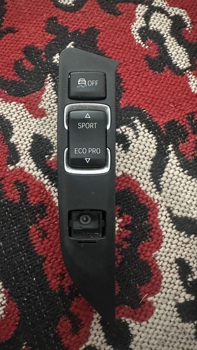 Волан с airbag, километраж, панел с бутони за режими от bmw f20