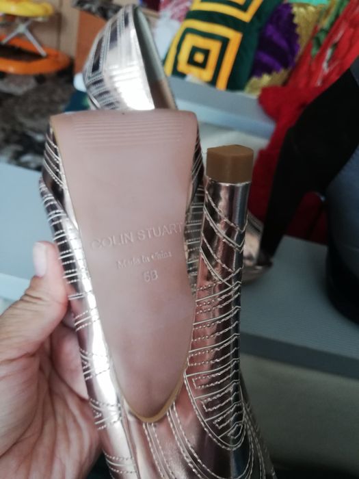 Туфли новые, золотистые