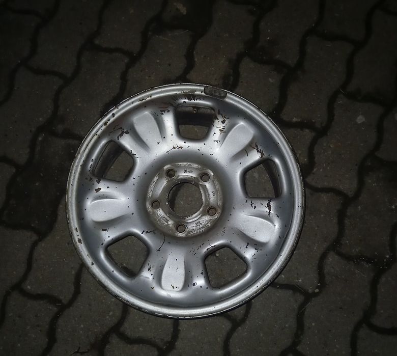 Vând jante Dacia Duster de tablă 16'