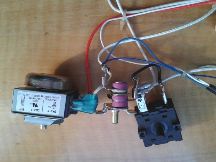 Таймер-часовник DKJ-Y