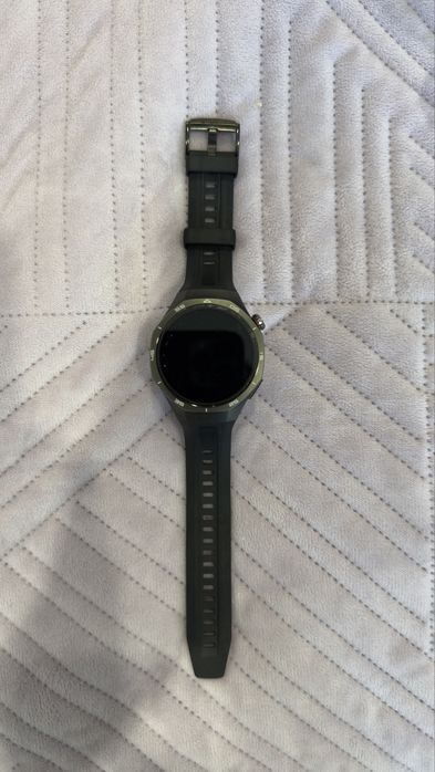 Продам смарт часы Samsung и Huawei