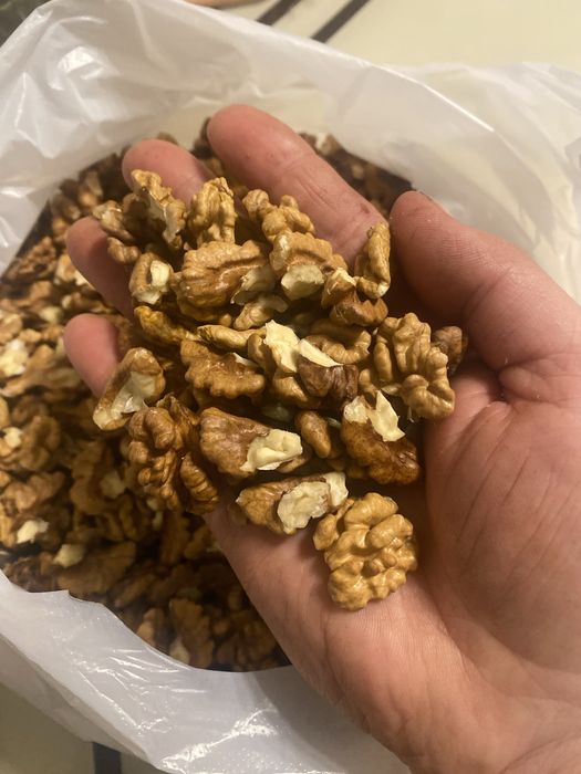 Miez de nuca de vinzare