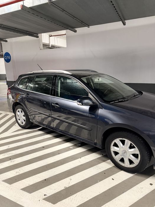 Renault Laguna 2011 2.0