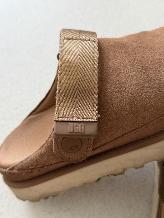 Ugg papuci .