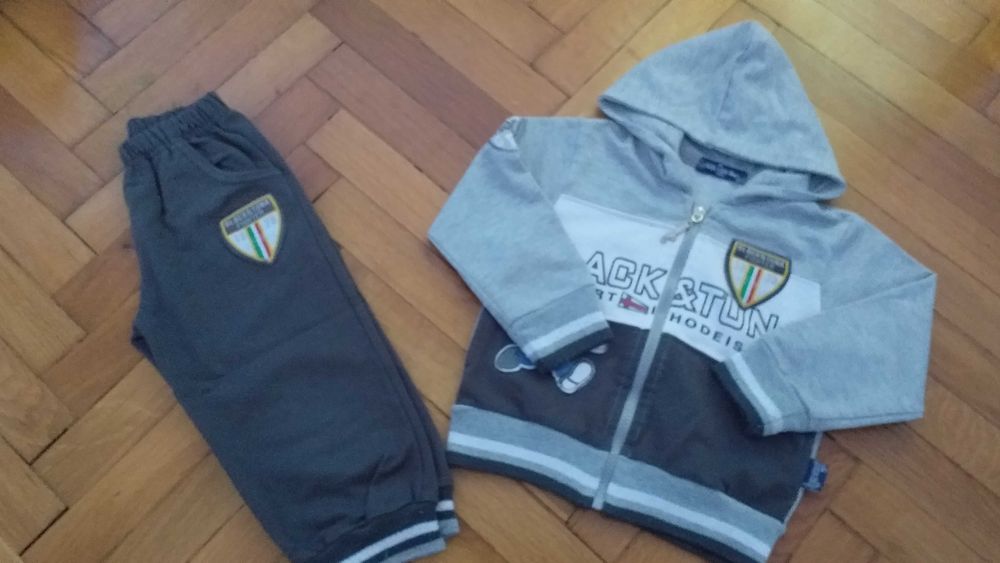 Детски фирмени комплекти   много качествени-26лв.