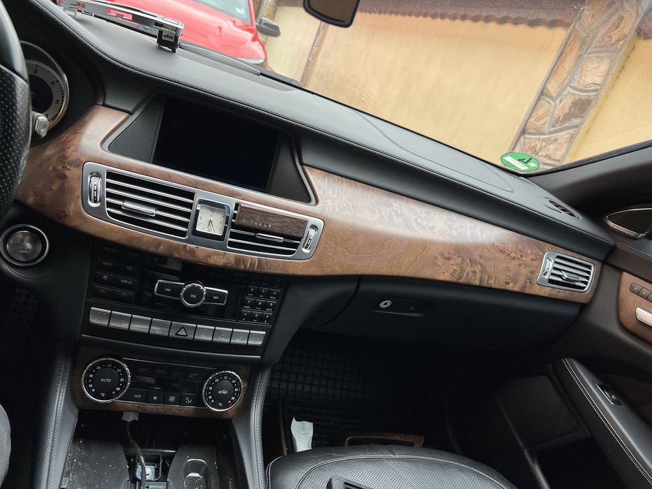 Интериорни лайстни за cls-w218