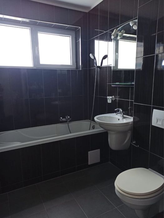 Inchiriez apartament 3 camere Avantgarden 3, Pelicanului