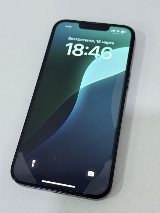 Продам Айфон 13 128гб